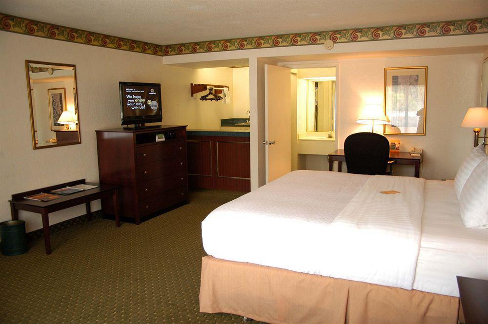 Hampton Tampa-veterans Expressway Hotel Tampa