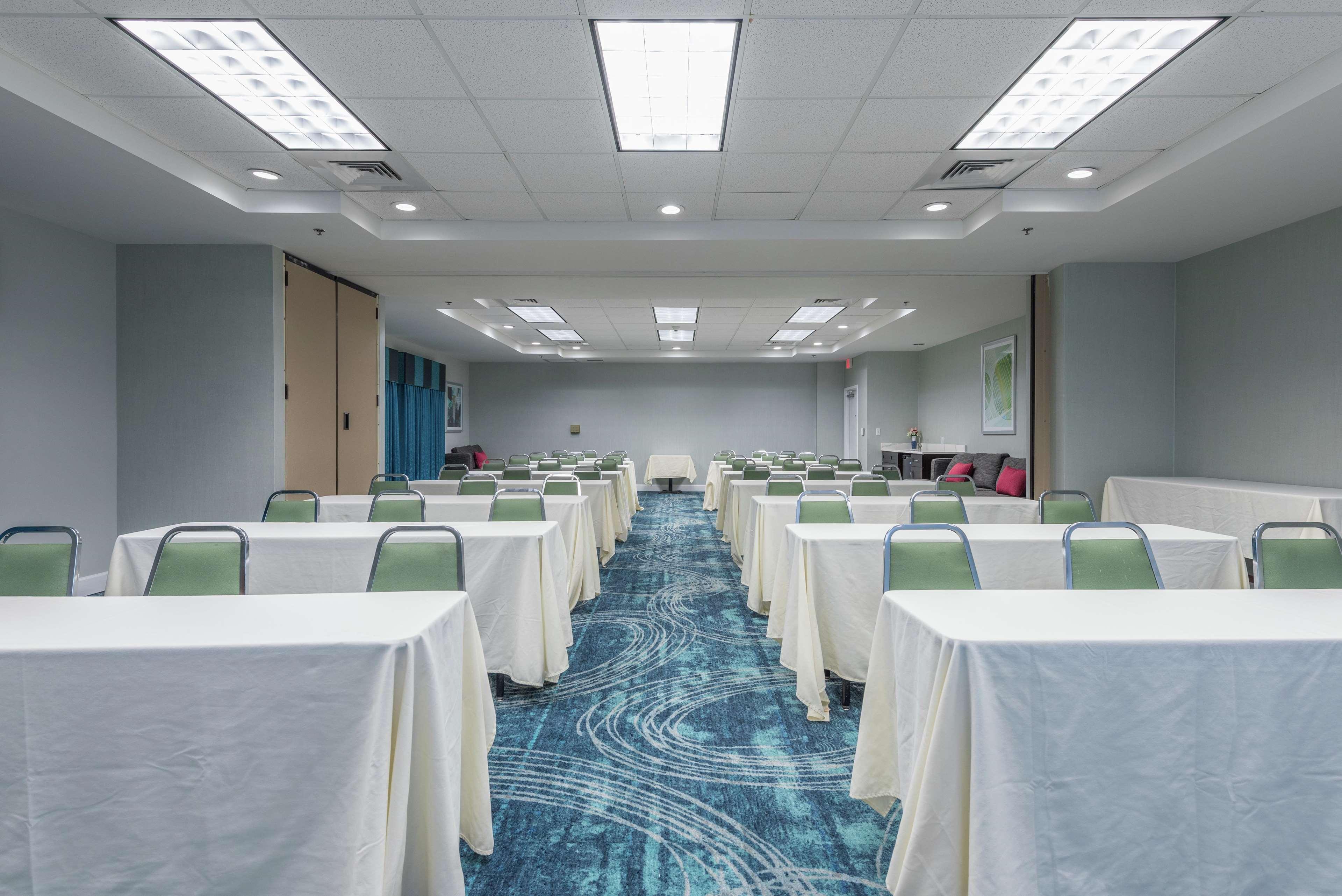 Hampton Tampa-veterans Expressway Hotel Carrollwood Village